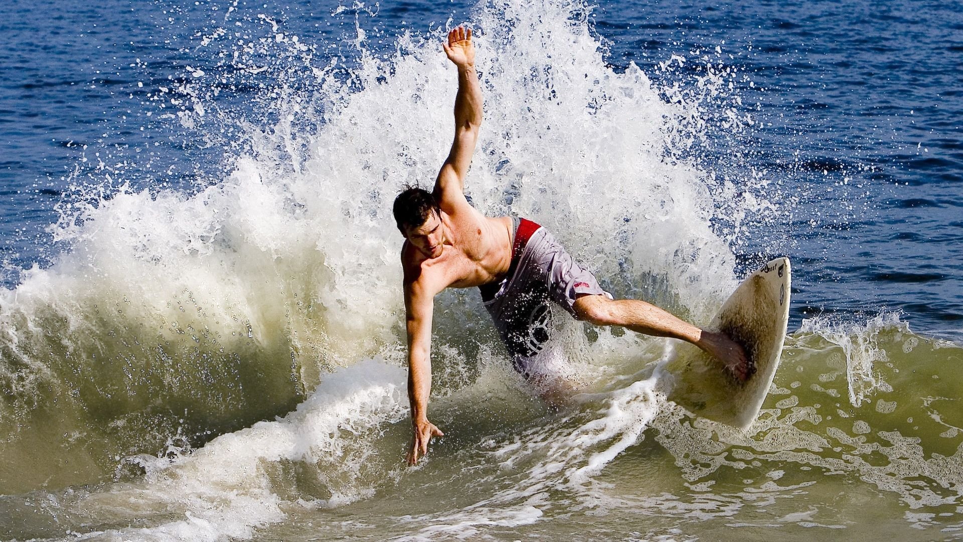 kaiyun 开云体育-快船球队赛季目标逐步实现，快船队伍