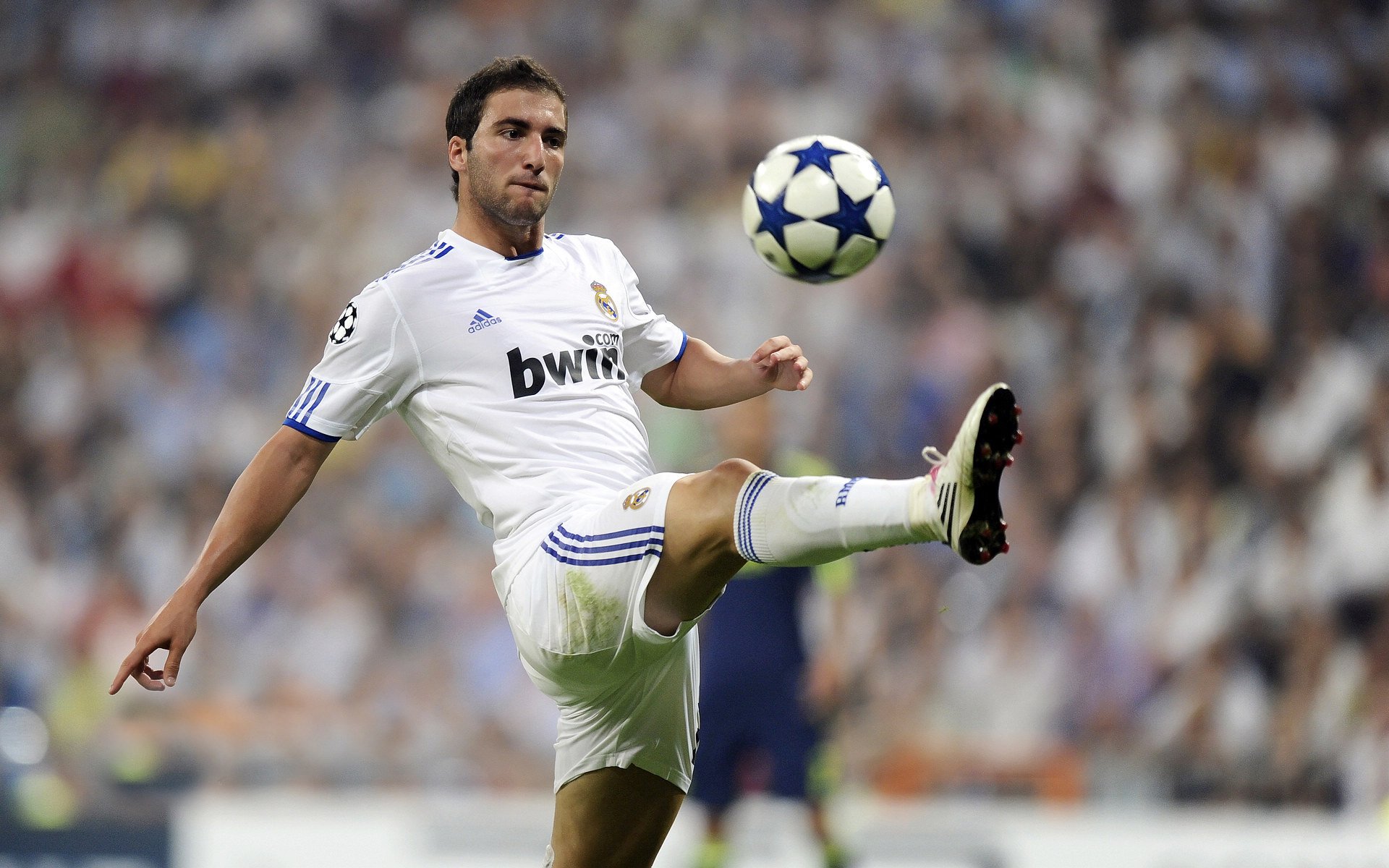 开云·体育官方网站入口-毕尔巴鄂竞技客场1-1战平塞维利亚，双方互有攻守，毕尔巴鄂竞技对阵比利亚雷亚尔