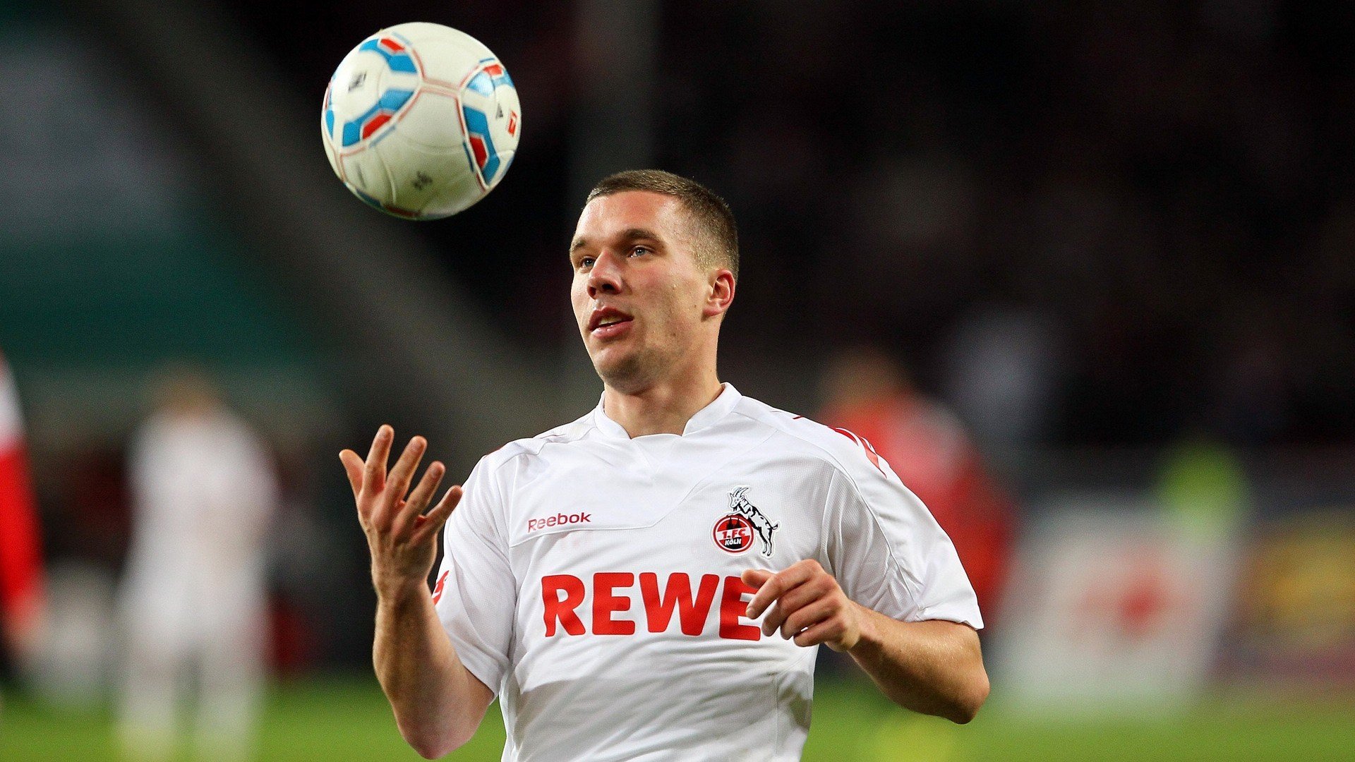 英超激烈角逐：每一秒都在创造惊喜，英超集锦